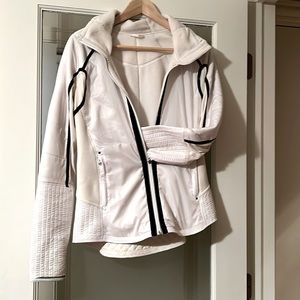 Lululemon Jacket - Classic Style